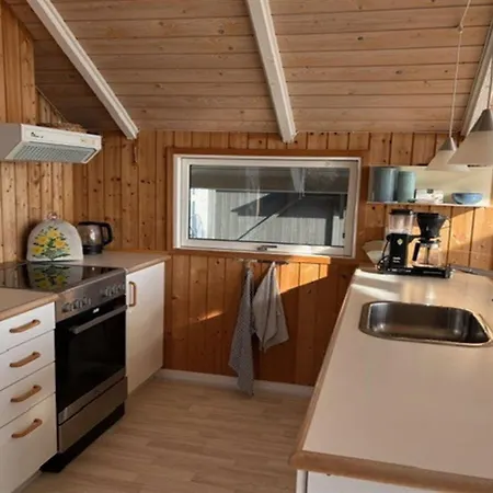Heda - 75m From The Sea By Interhome * Hejls